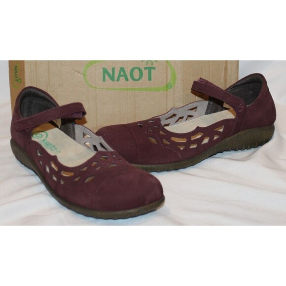 NAOT Agathis Women's Burgundy Suede Mary Jane Flat Comfort Shoes Size 38 US 7 - Picture 3 of 7
